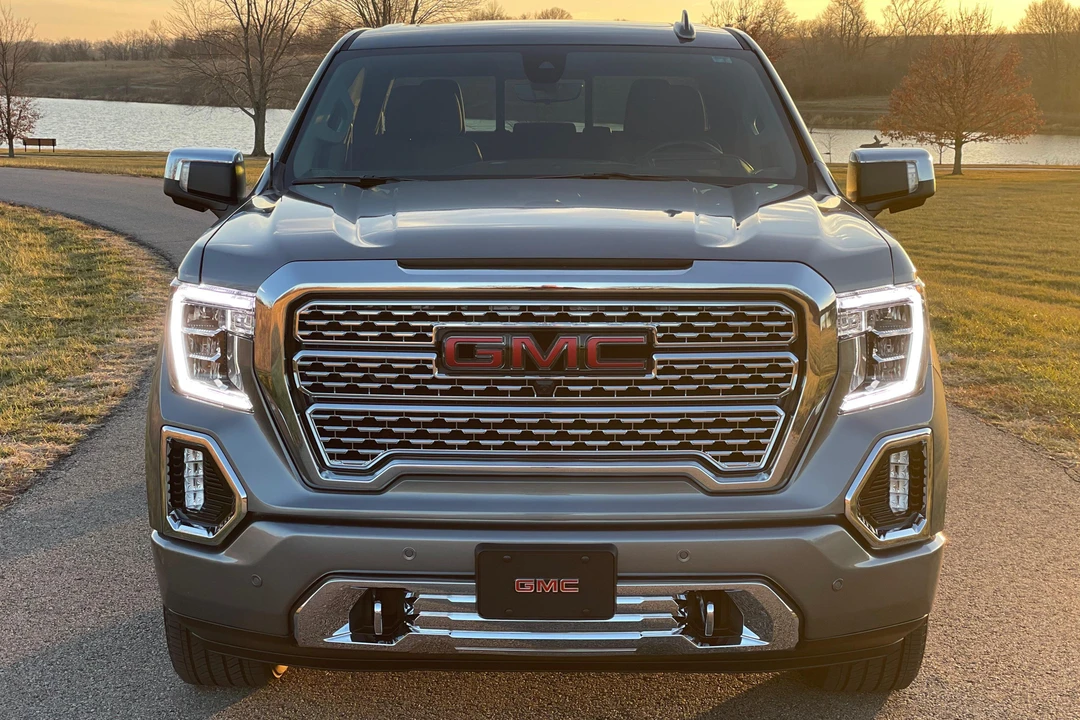 2021 GMC Sierra 5th Gen - Image 2 of 31