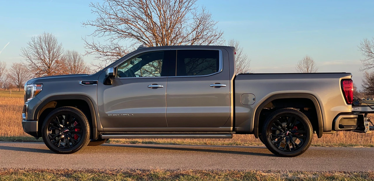 2021 GMC Sierra 5th Gen - Image 8 of 31