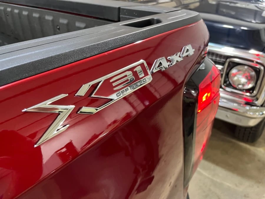 2021 GMC Sierra 5th Gen - Image 14 of 31
