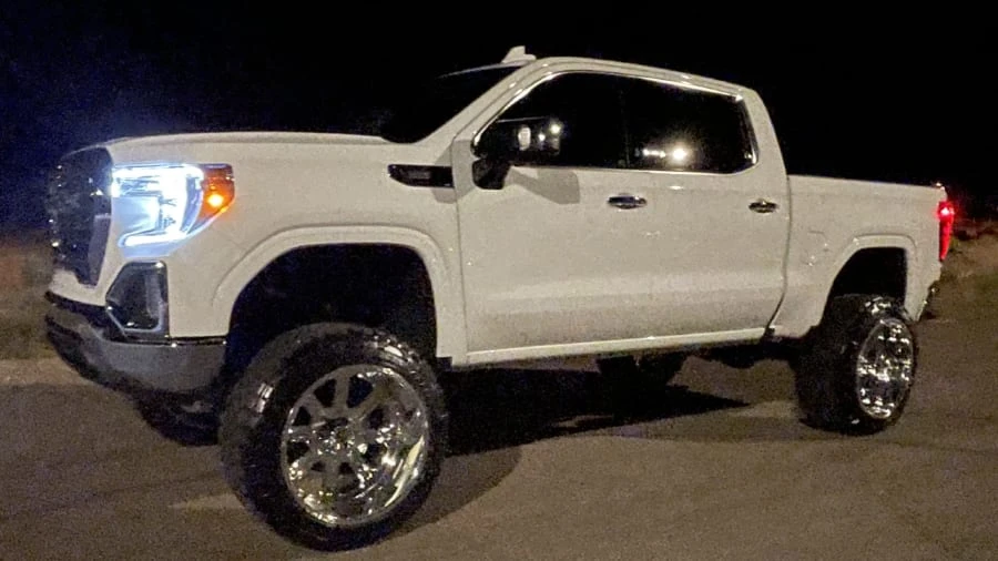 2021 GMC Sierra 5th Gen - Image 2 of 7
