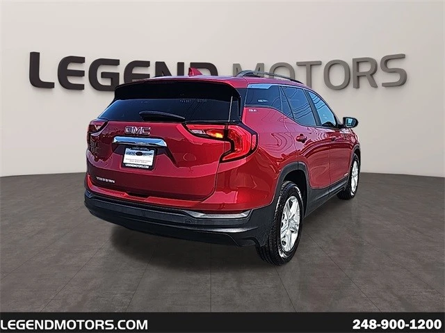 2021 GMC Terrain - Image 8 of 12