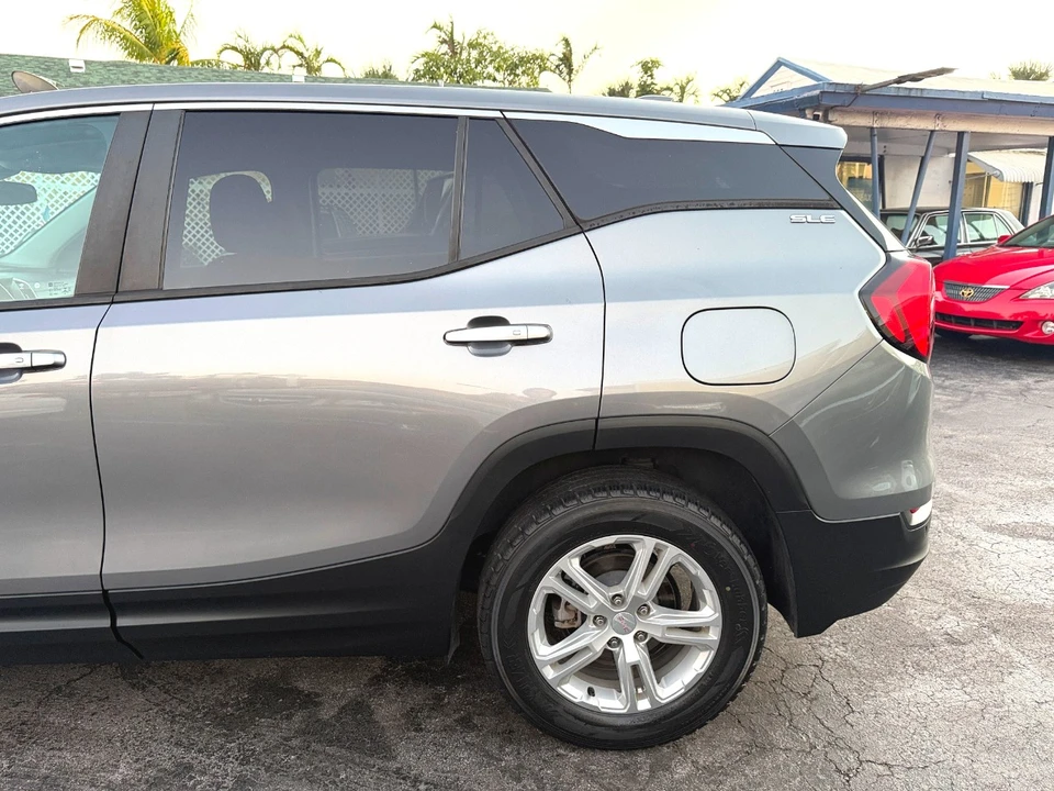 2021 GMC Terrain - Image 18 of 21