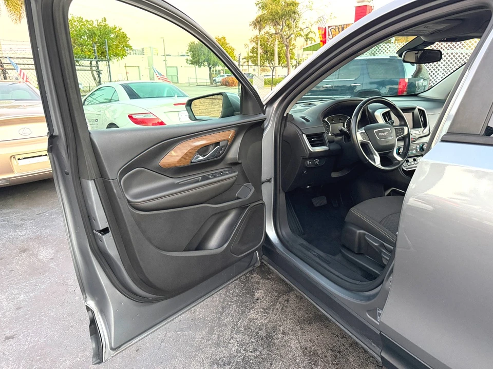 2021 GMC Terrain - Image 20 of 21