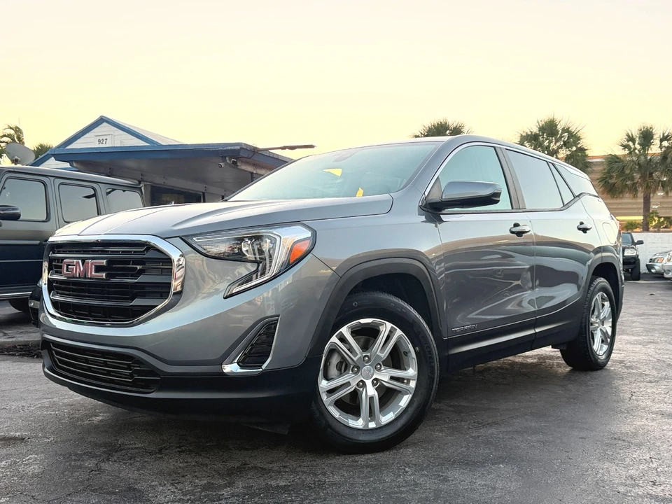2021 GMC Terrain - Image 2 of 21