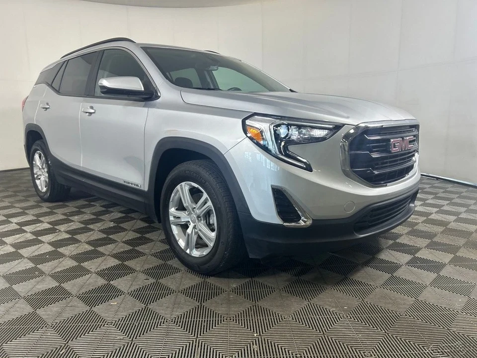 2021 GMC Terrain - Image 2 of 12