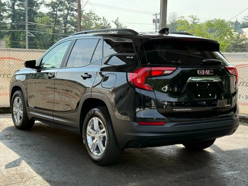 2021 GMC Terrain - Image 9 of 12