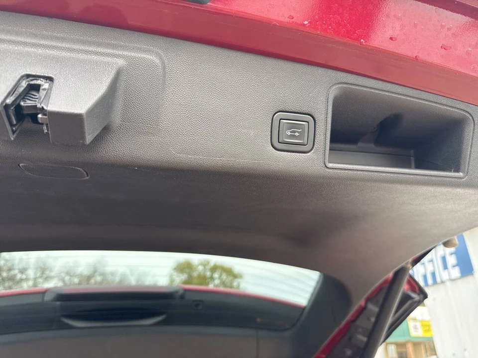 2021 GMC Terrain - Image 7 of 15