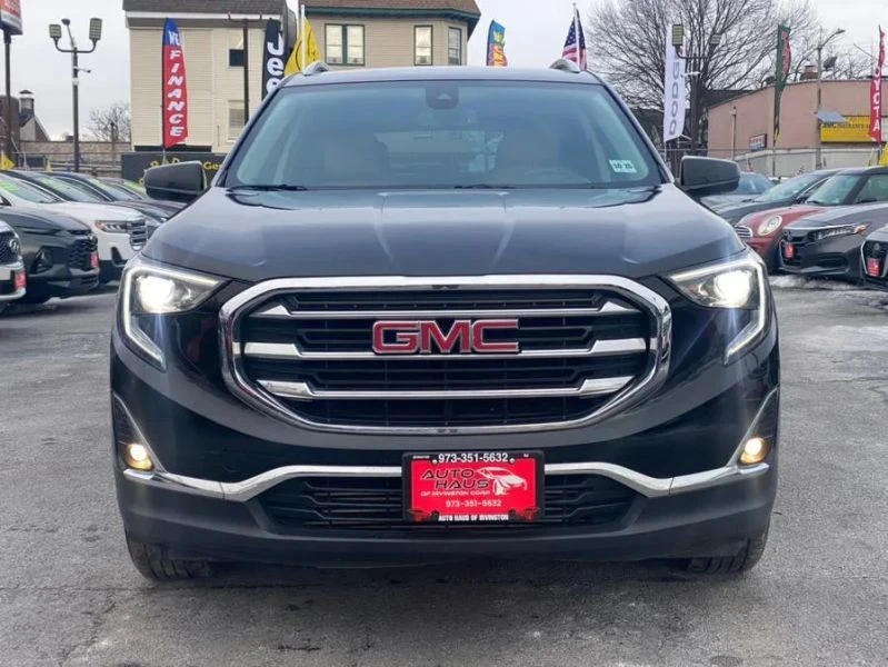 2021 GMC Terrain - Image 2 of 12