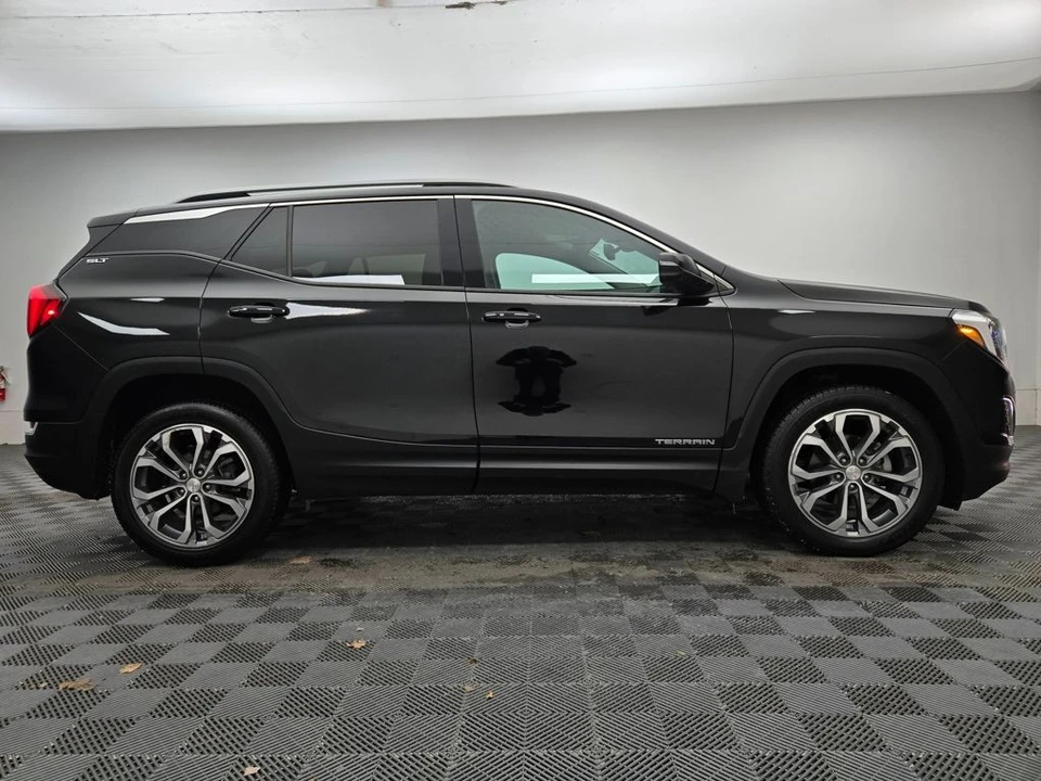 2021 GMC Terrain - Image 9 of 12