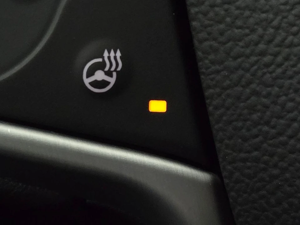 2021 GMC Terrain - Image 7 of 12