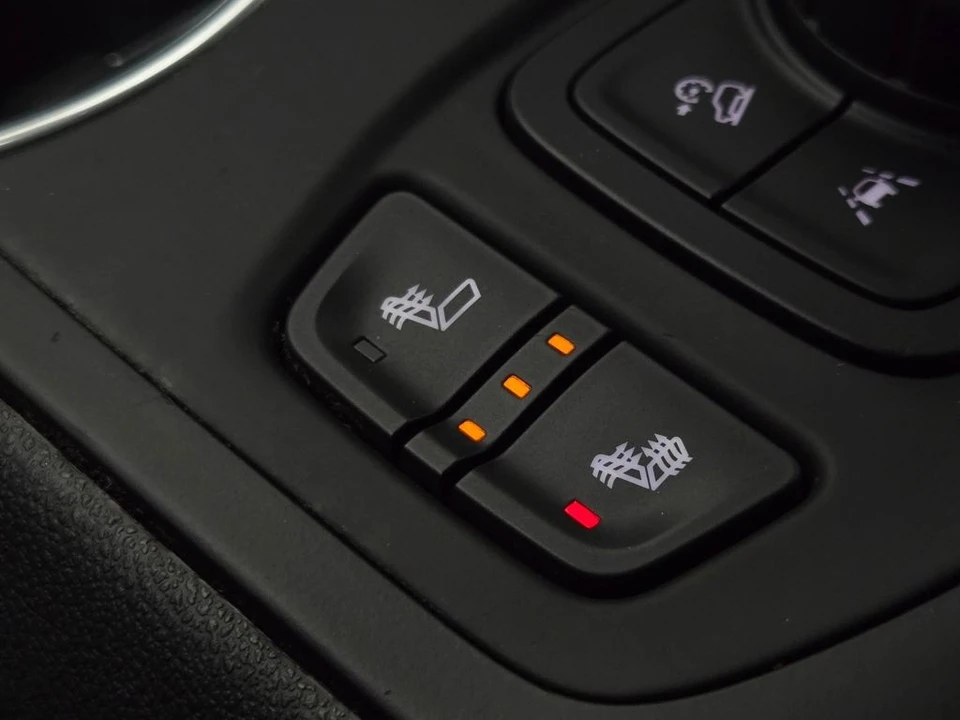 2021 GMC Terrain - Image 4 of 12