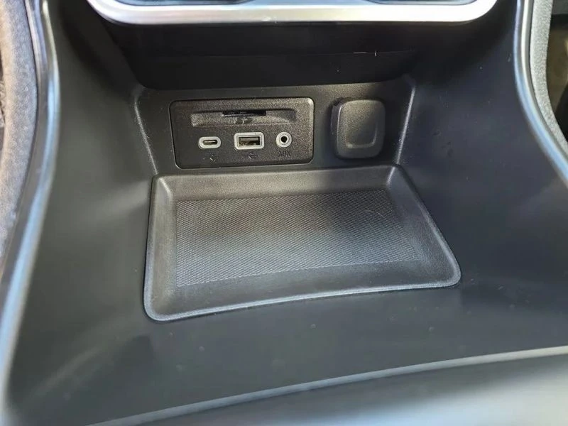 2021 GMC Terrain - Image 4 of 12