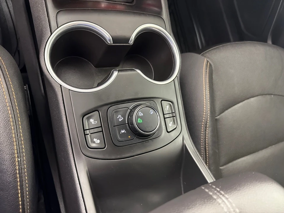 2021 GMC Terrain - Image 18 of 21