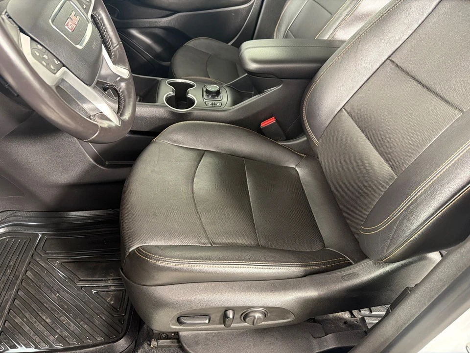 2021 GMC Terrain - Image 12 of 21
