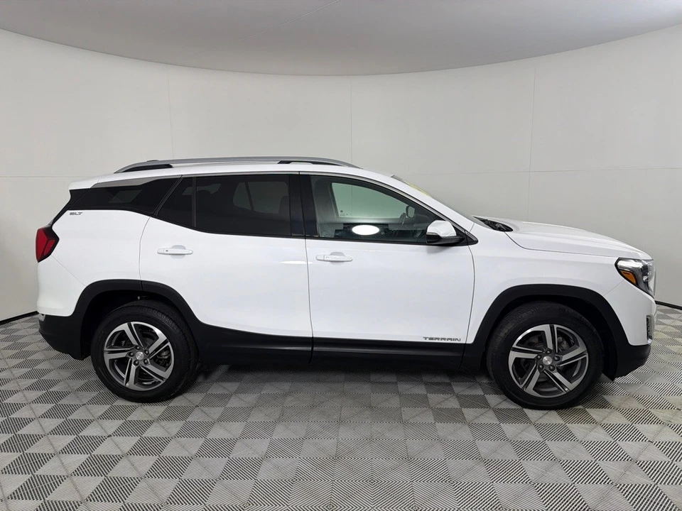 2021 GMC Terrain - Image 4 of 21