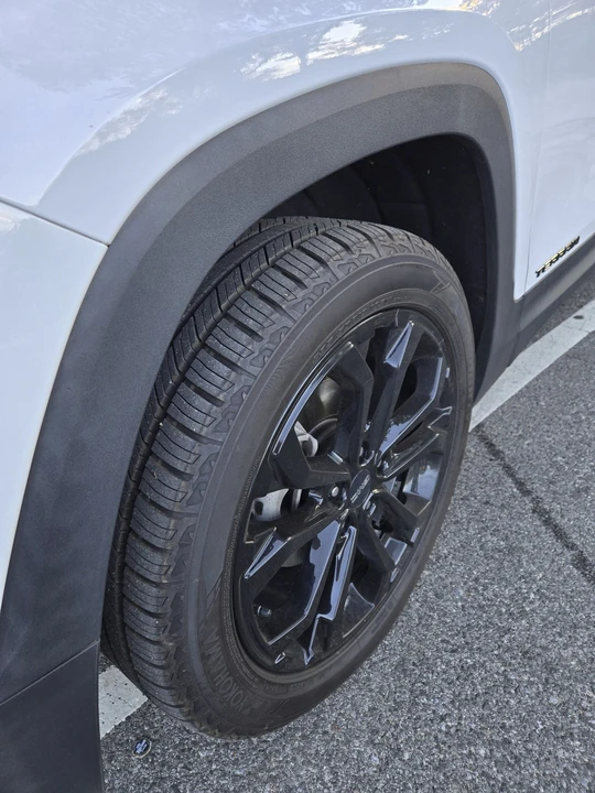 2021 GMC Terrain - Image 11 of 21