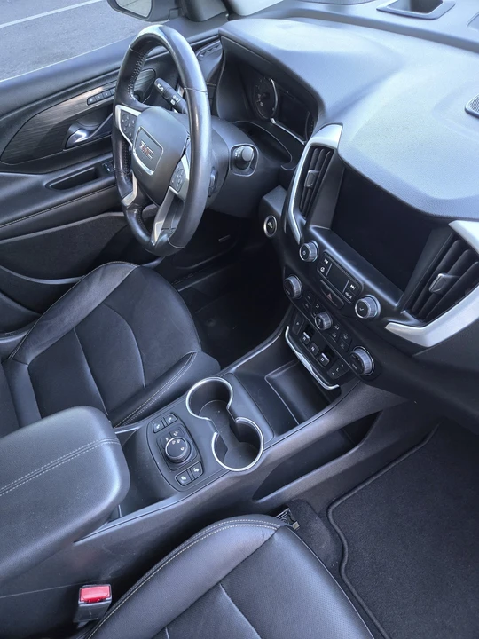 2021 GMC Terrain - Image 12 of 21