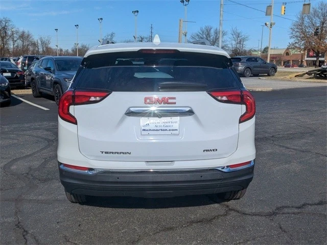 2021 GMC Terrain - Image 7 of 12