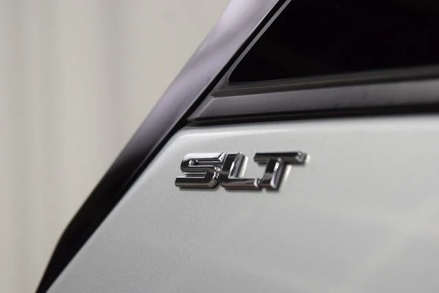 2021 GMC Terrain - Image 19 of 21