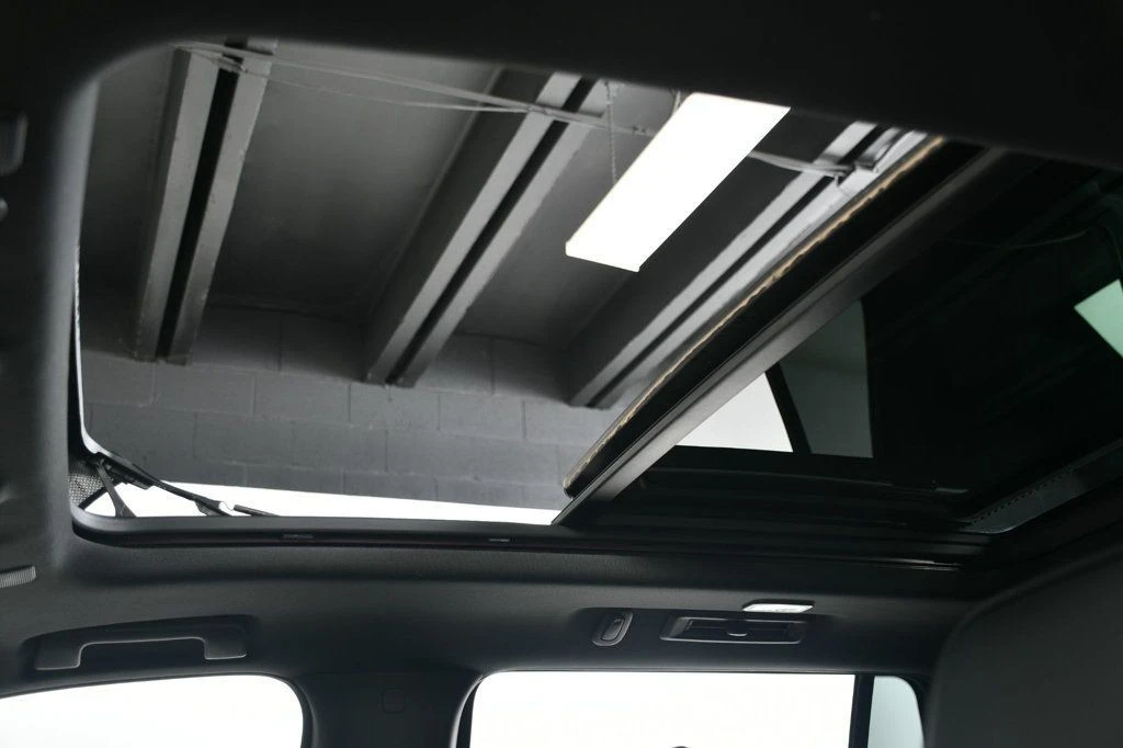 2021 GMC Yukon 5th Gen - Image 8 of 12