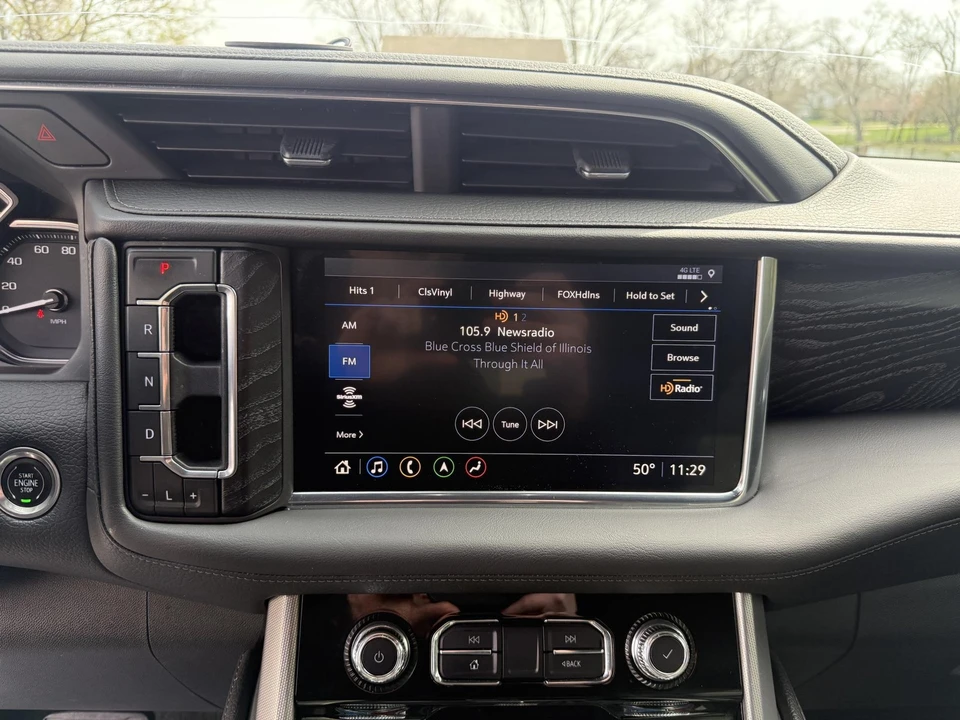 2021 GMC Yukon 5th Gen - Image 17 of 31