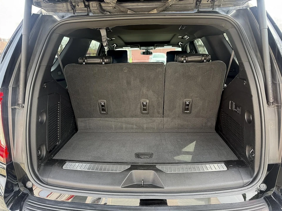 2021 GMC Yukon 5th Gen - Image 9 of 21