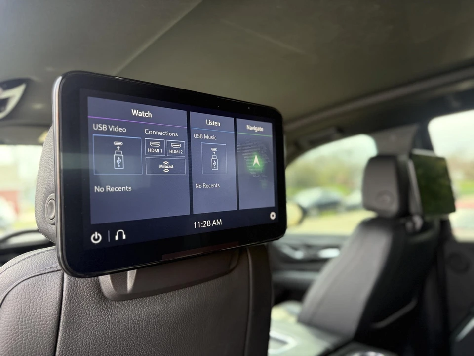 2021 GMC Yukon 5th Gen - Image 16 of 31