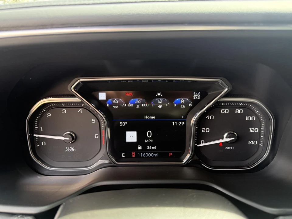 2021 GMC Yukon 5th Gen - Image 25 of 31