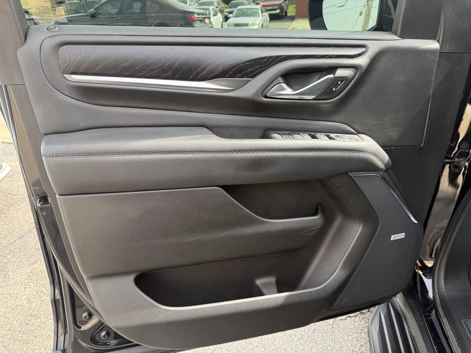 2021 GMC Yukon 5th Gen - Image 15 of 31