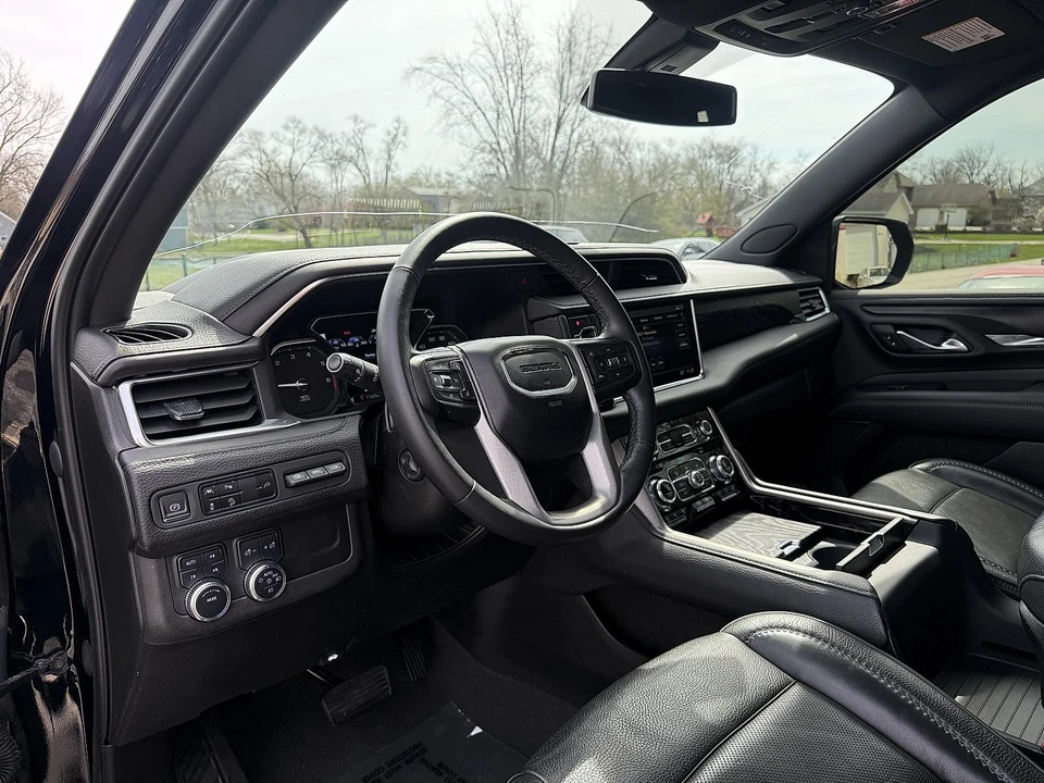 2021 GMC Yukon 5th Gen - Image 14 of 21