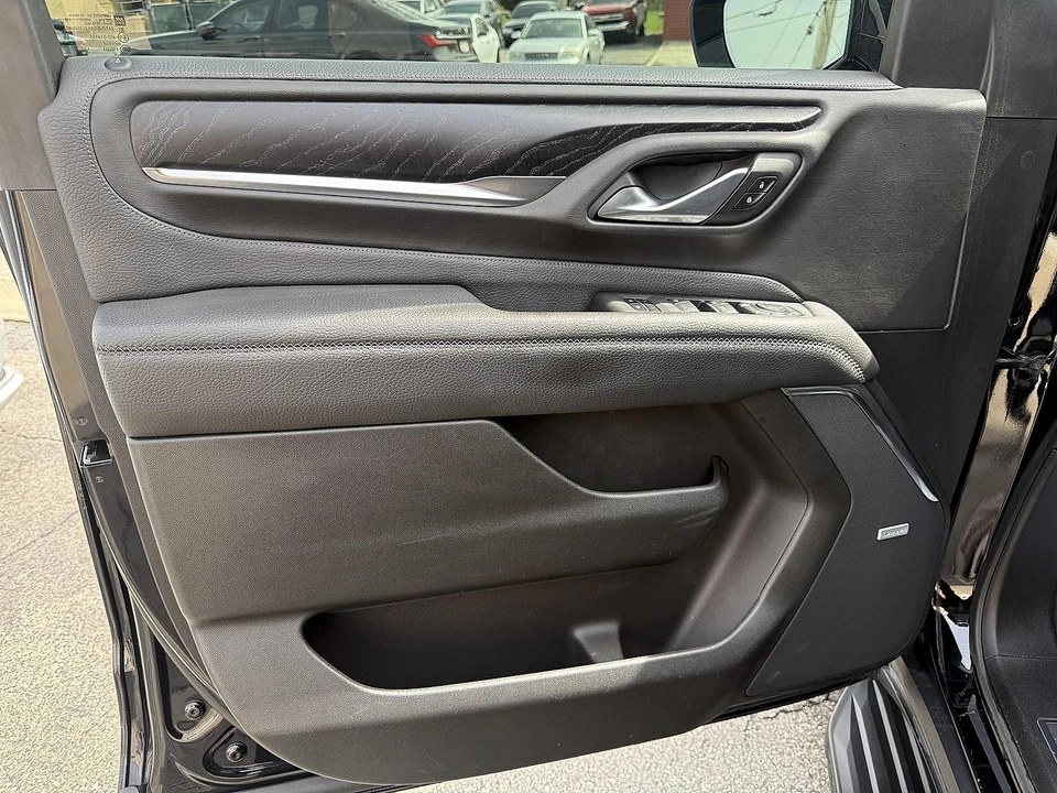 2021 GMC Yukon 5th Gen - Image 15 of 21