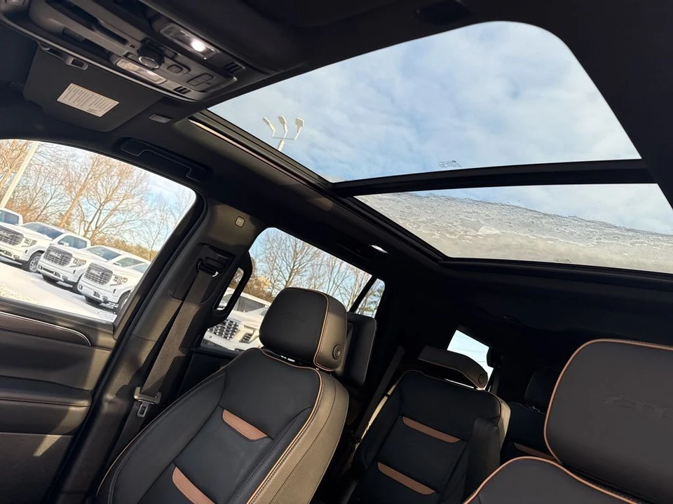 2021 GMC Yukon 5th Gen - Image 10 of 12