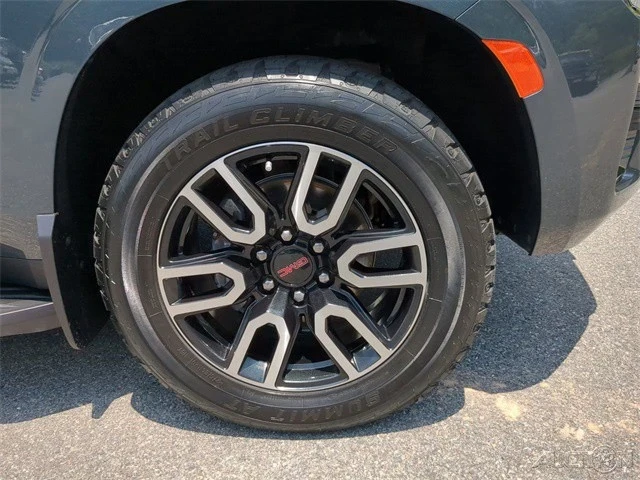 2021 GMC Yukon 5th Gen - Image 11 of 21