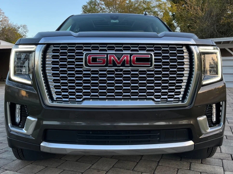 2021 GMC Yukon 5th Gen - Image 8 of 21