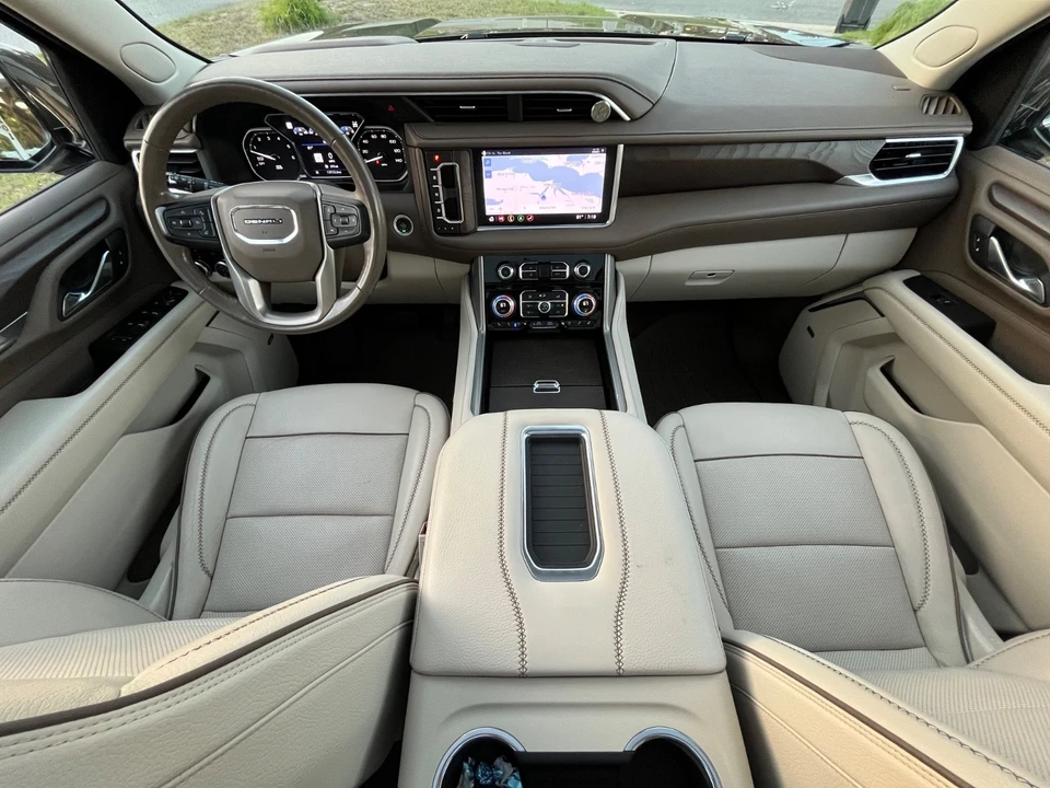 2021 GMC Yukon 5th Gen - Image 18 of 21
