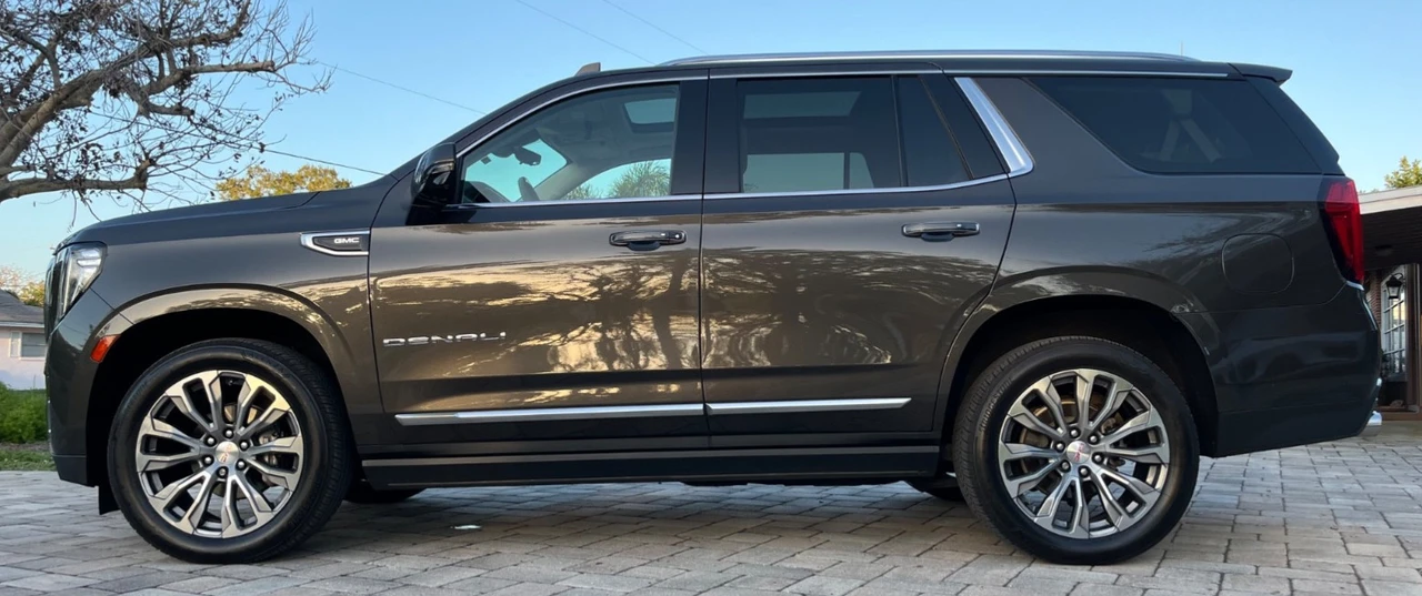 2021 GMC Yukon 5th Gen - Image 2 of 21