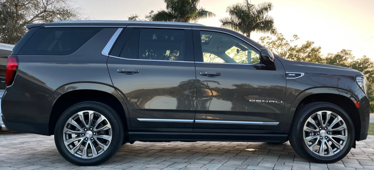 2021 GMC Yukon 5th Gen - Image 6 of 21
