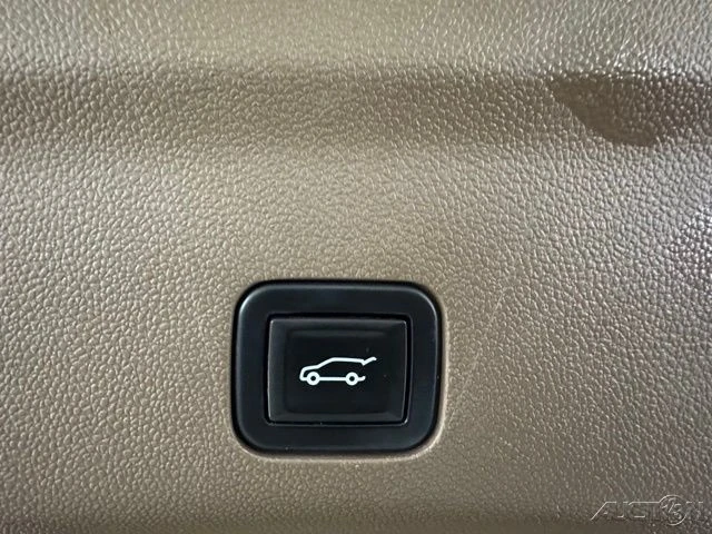 2021 GMC Yukon 5th Gen - Image 8 of 18