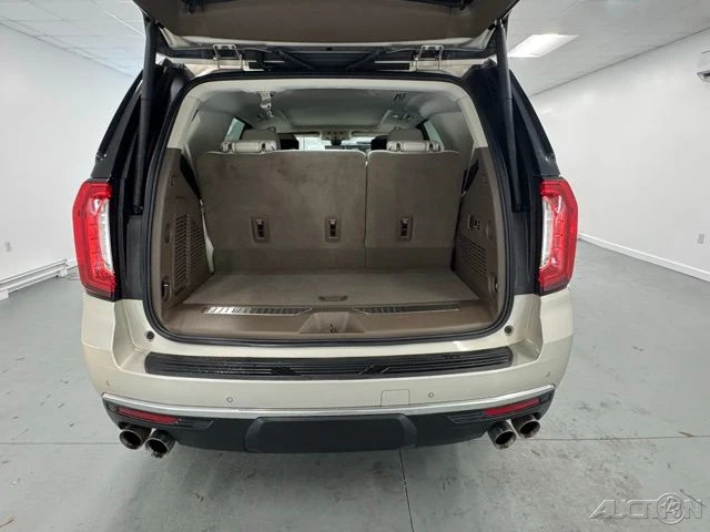 2021 GMC Yukon 5th Gen - Image 7 of 18