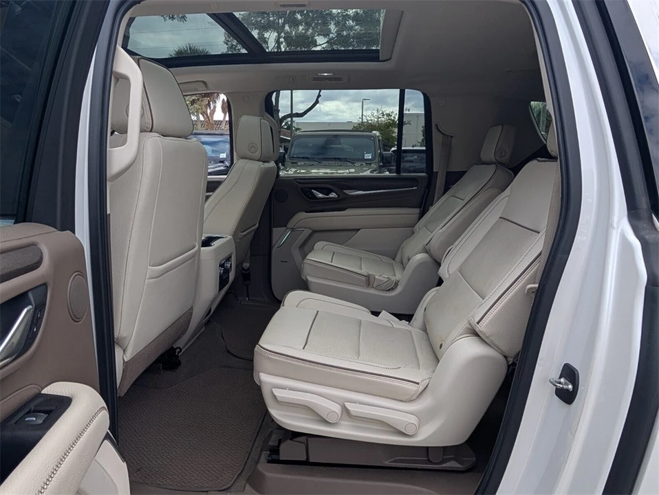 2021 GMC Yukon 5th Gen - Image 7 of 12