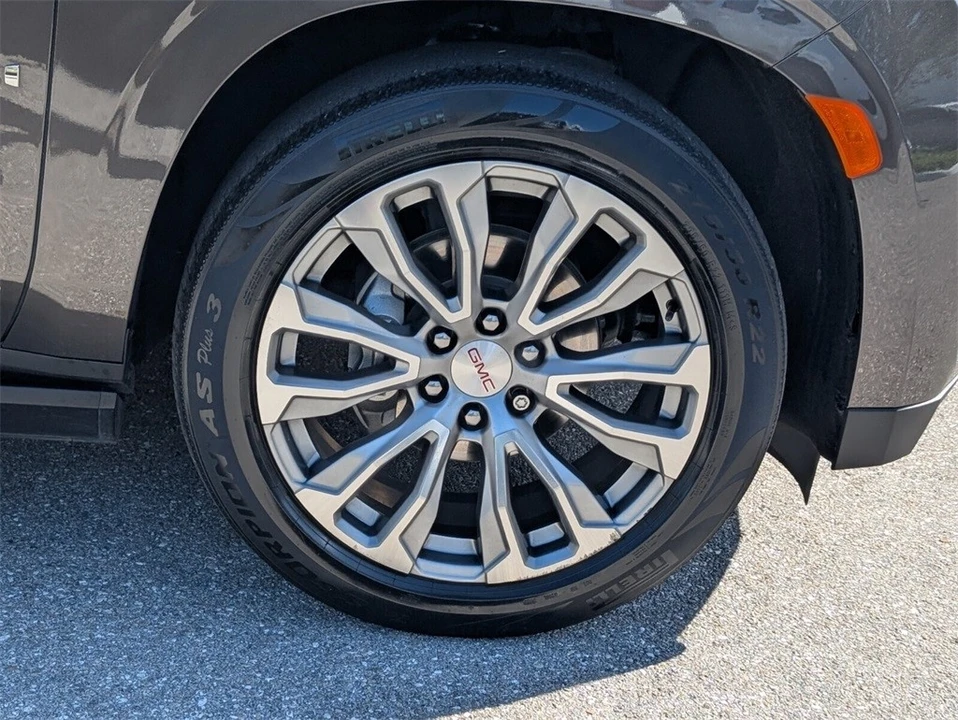 2021 GMC Yukon 5th Gen - Image 9 of 12