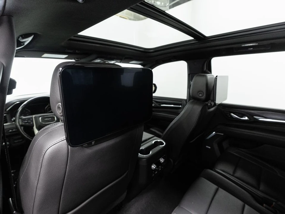 2021 GMC Yukon 5th Gen - Image 27 of 31