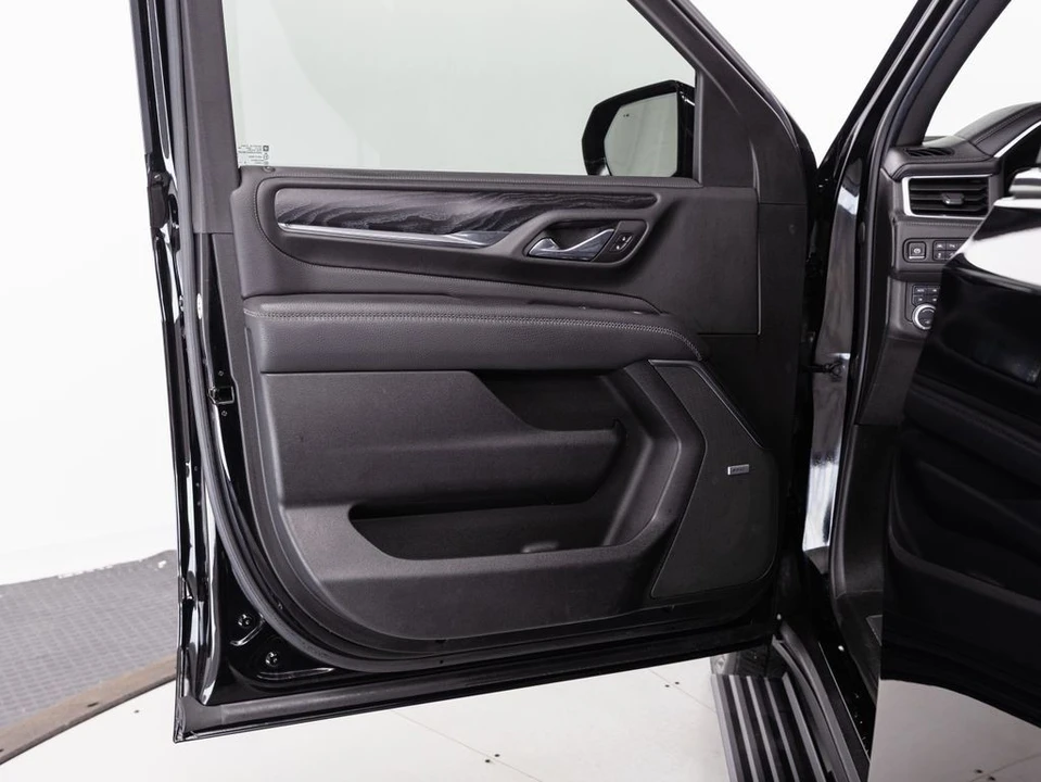 2021 GMC Yukon 5th Gen - Image 5 of 31
