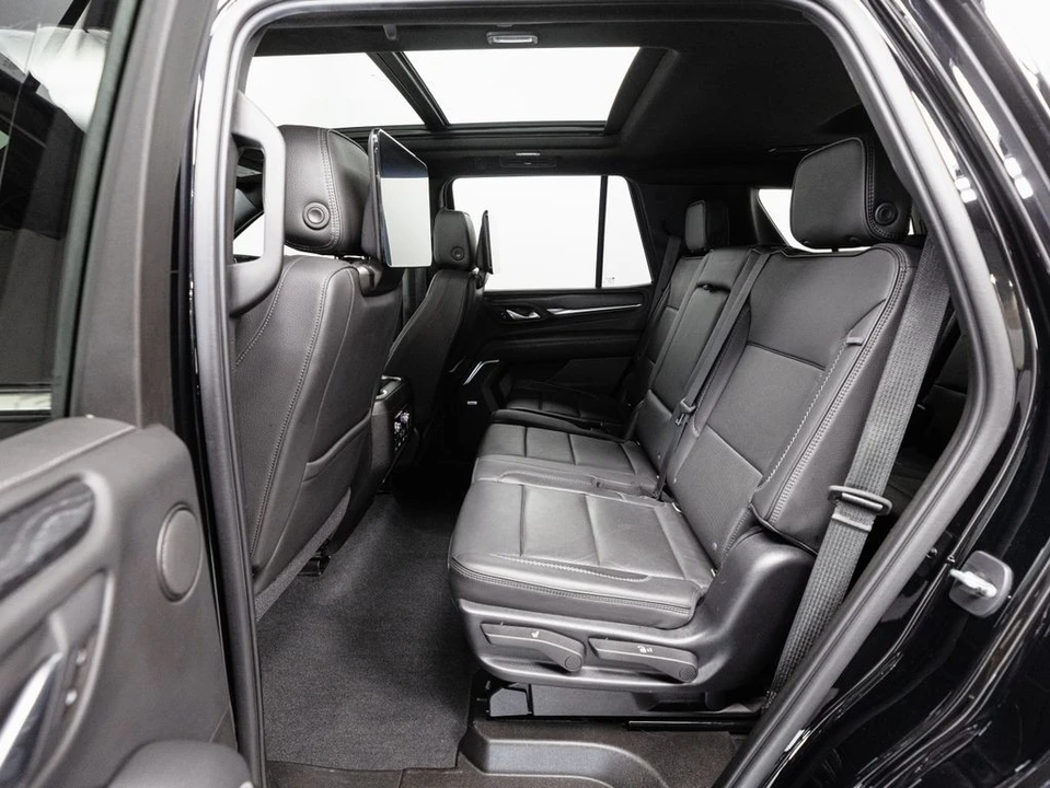2021 GMC Yukon 5th Gen - Image 26 of 31