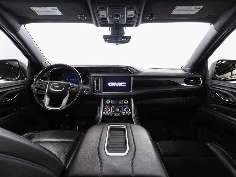 2021 GMC Yukon 5th Gen - Image 25 of 31