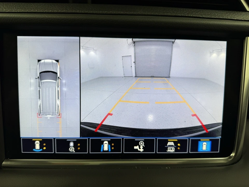 2021 GMC Yukon 5th Gen - Image 18 of 21