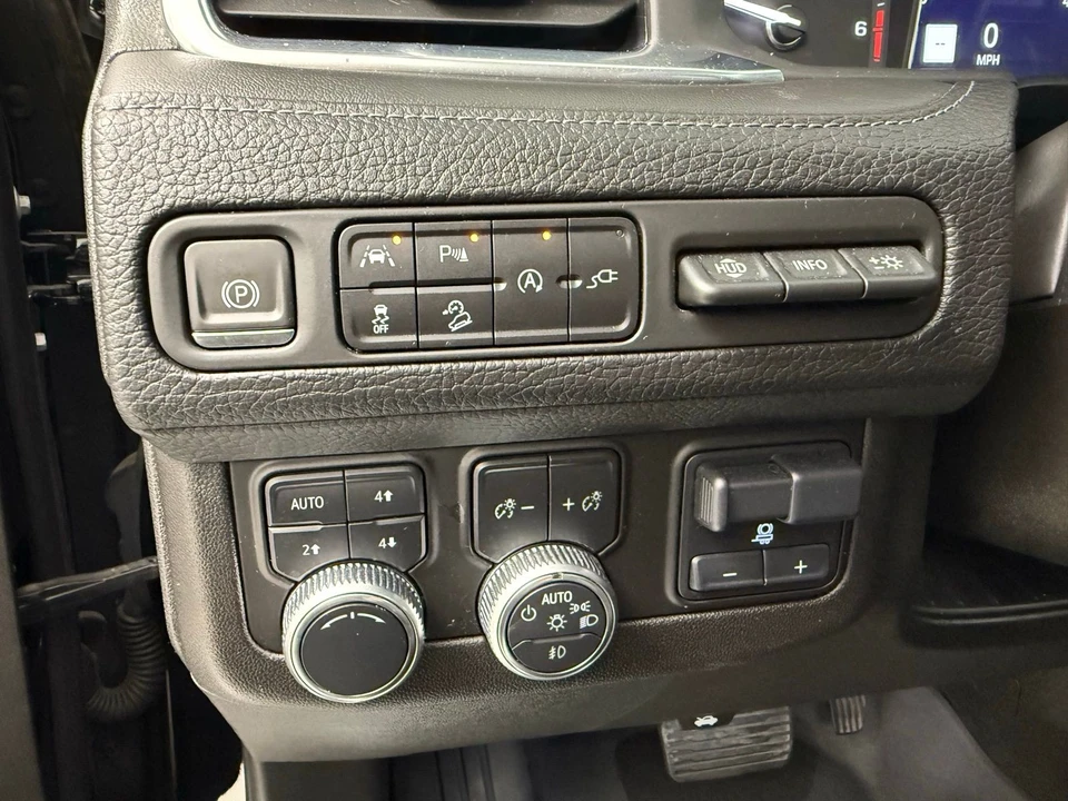 2021 GMC Yukon 5th Gen - Image 15 of 21