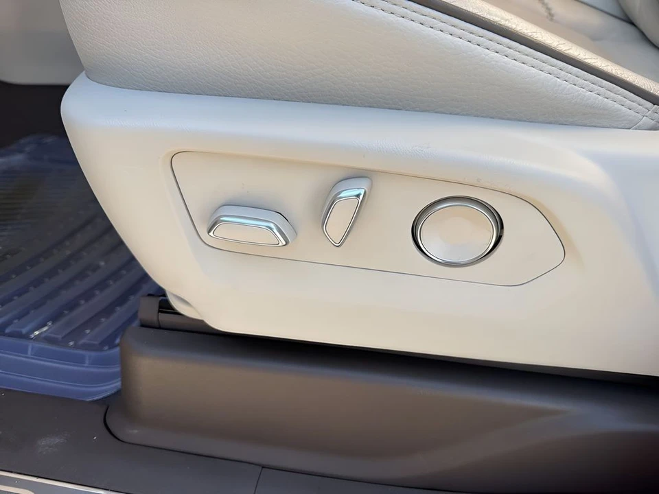 2021 GMC Yukon 5th Gen - Image 10 of 21