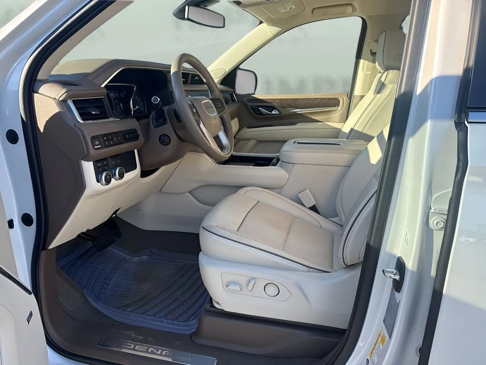2021 GMC Yukon 5th Gen - Image 9 of 12