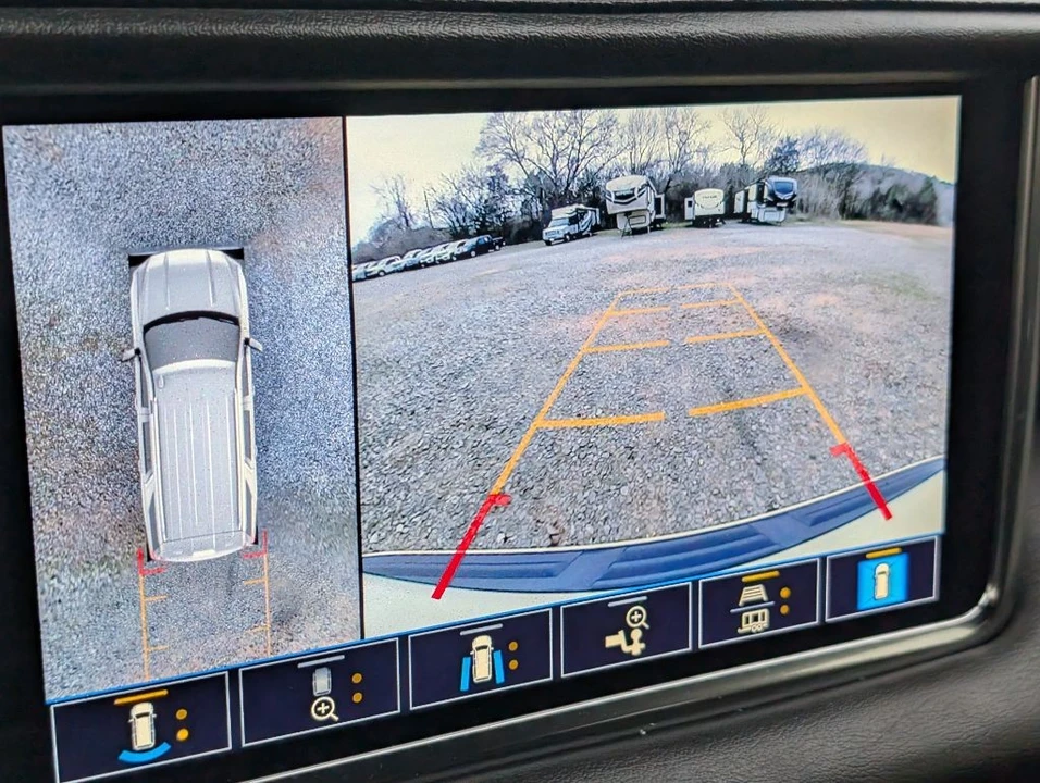 2021 GMC Yukon 5th Gen - Image 21 of 21